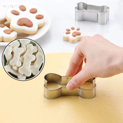 Emporte pièce PawTreats lot de biscuits en forme d'os et 2 pattes décorées