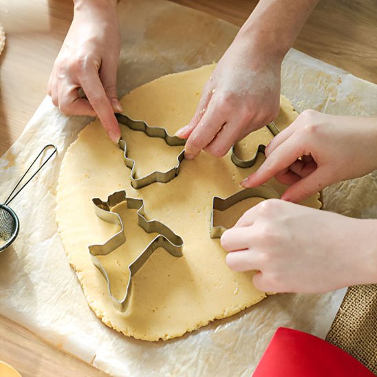 lot de 4 Emporte pièce Noël Sapin et rêne sur pâte