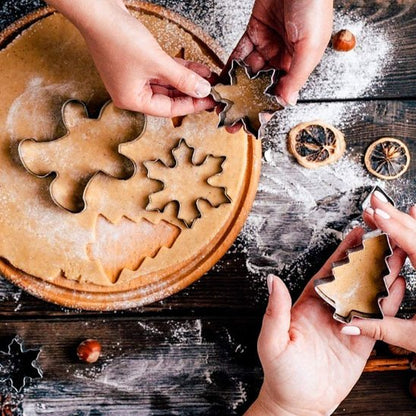 Emporte pièce Noël Sapin étoile et bonhomme
