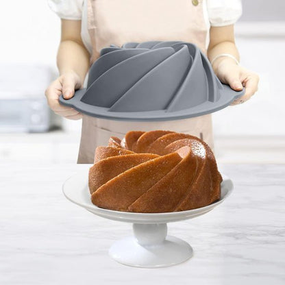 Moule à gâteau en silicone design spiralé prêt à servir